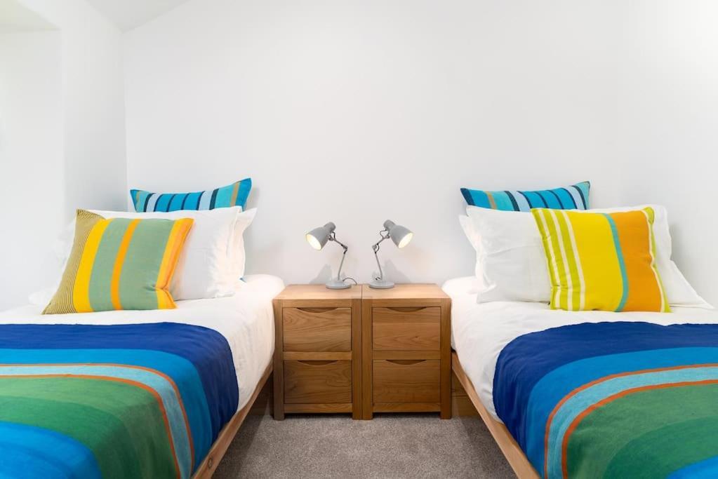 Beautiful And Contemporary Cornish Townhouse In Penzance Villa Luaran gambar
