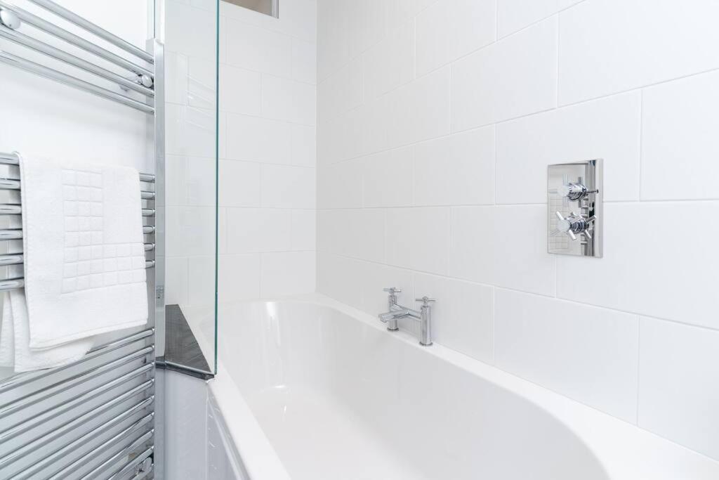 Beautiful And Contemporary Cornish Townhouse In Penzance Villa Luaran gambar