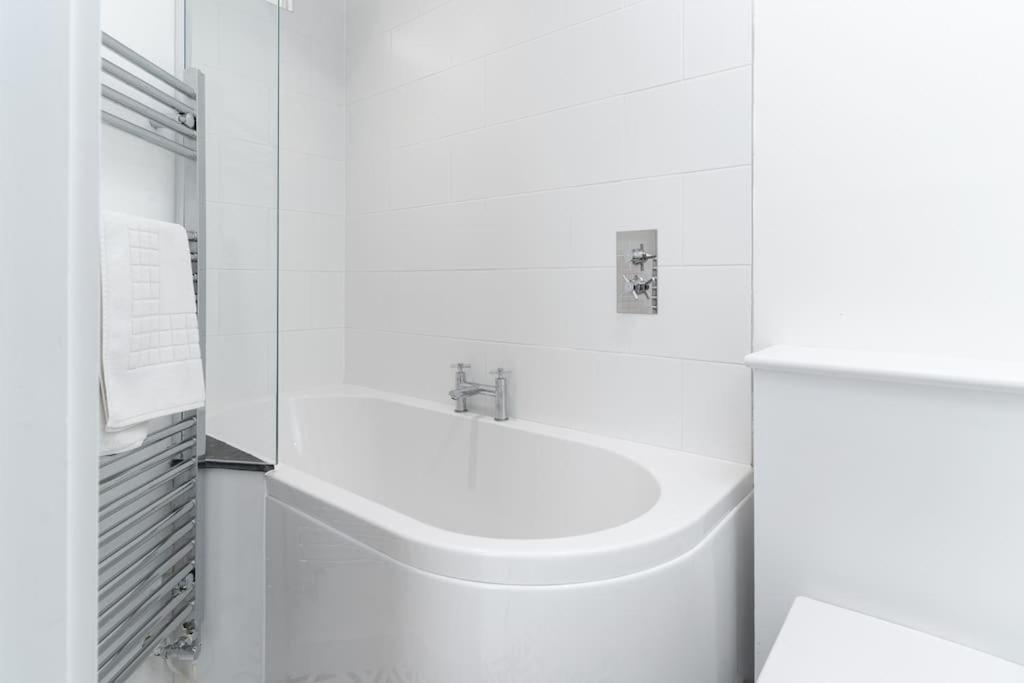 Beautiful And Contemporary Cornish Townhouse In Penzance Villa Luaran gambar
